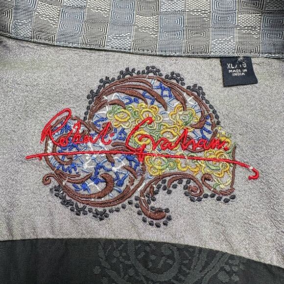 Robert Graham | Men | Black Paisley Contrast Textured Button Up Shirt | Size XL - Picture 7 of 12